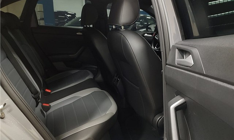 Volkswagen Nivus 202...