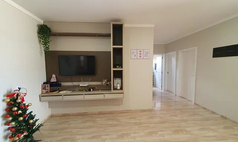 Casa Com 3 Dormitóri...