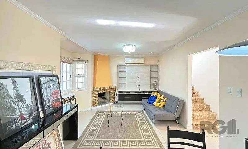 Com 119,93 M² De Áre...