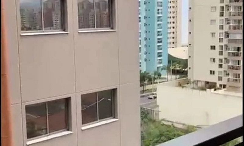 Apartamento E 2 Loja...