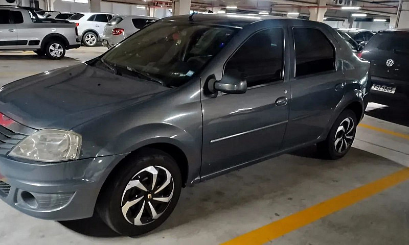 Renault Logan Expres...