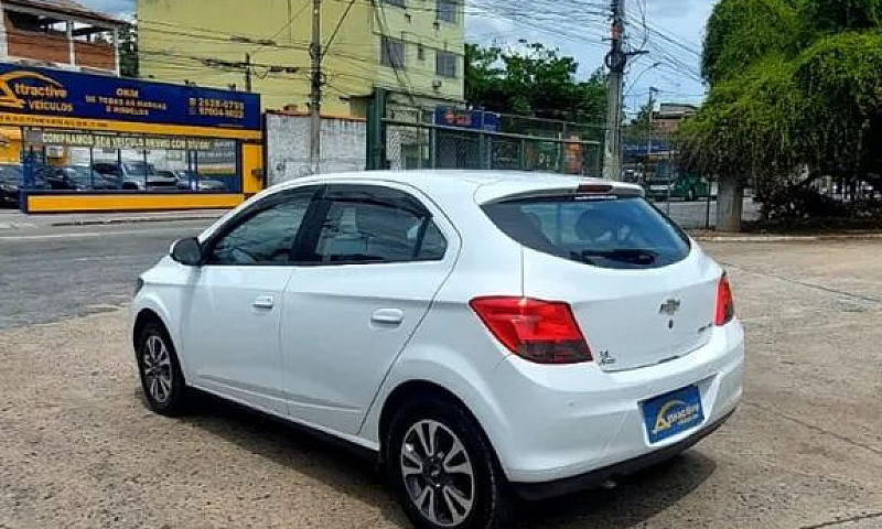 Chevrolet Onix Hatch...