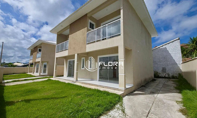 Casa Com 2 Quartos À...