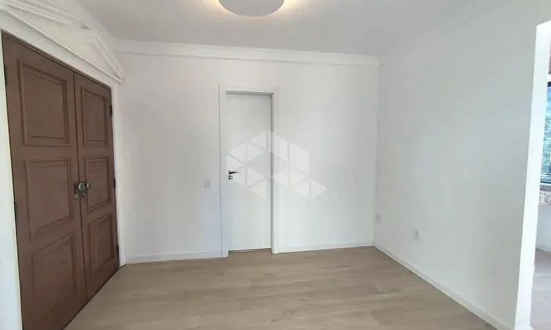 Apartamento 241.5M² ...