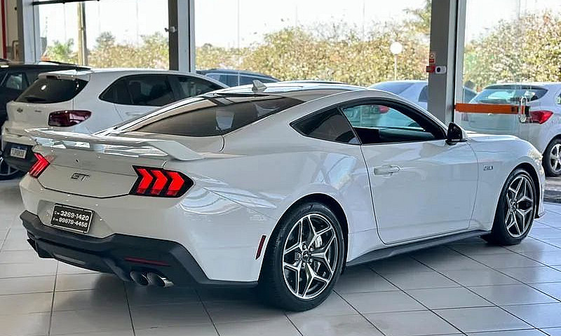 Ford Mustang Gt Perf...