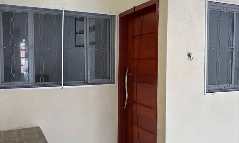 Casa Com 3 Dormitóri...