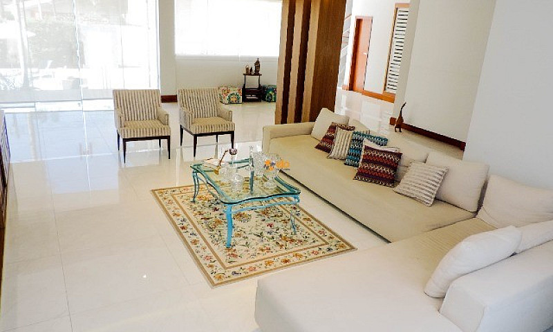 Casa Em Manguinhos...