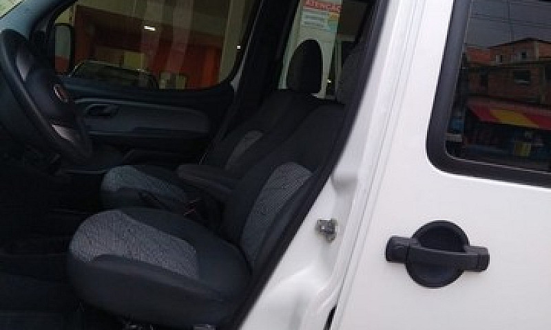 Fiat Doblo Essence 1...