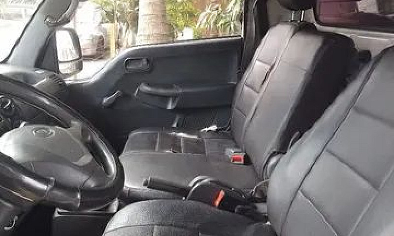  Kia Bongo 2011 8600...