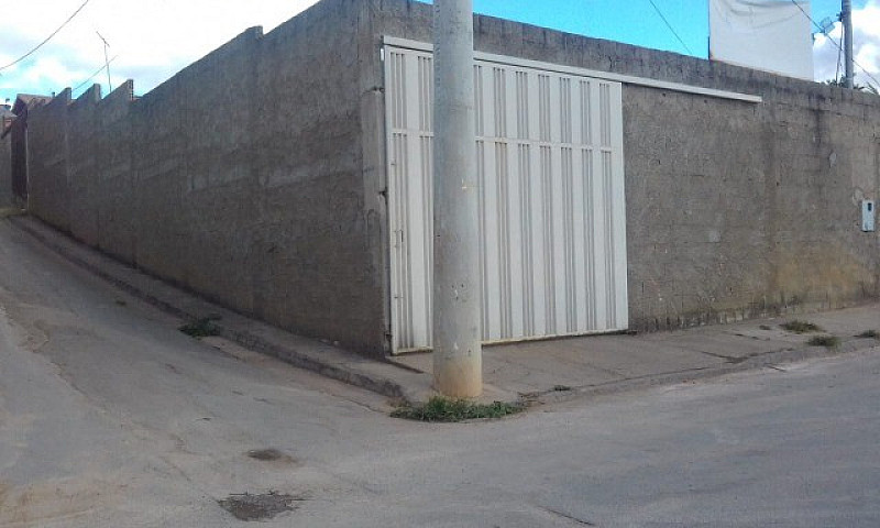 Casa Em Paracatu...