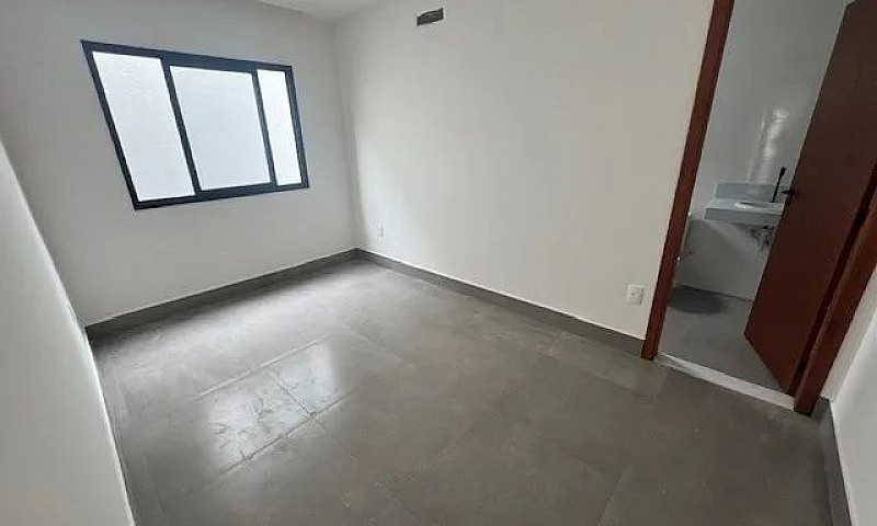 3 Qts Com Suíte Em C...
