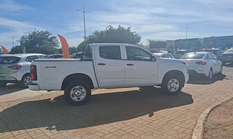 Chevrolet S10 Pick-U...