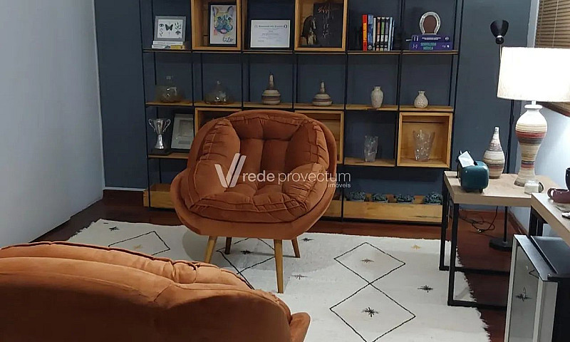 Sobrado À Venda E Lo...