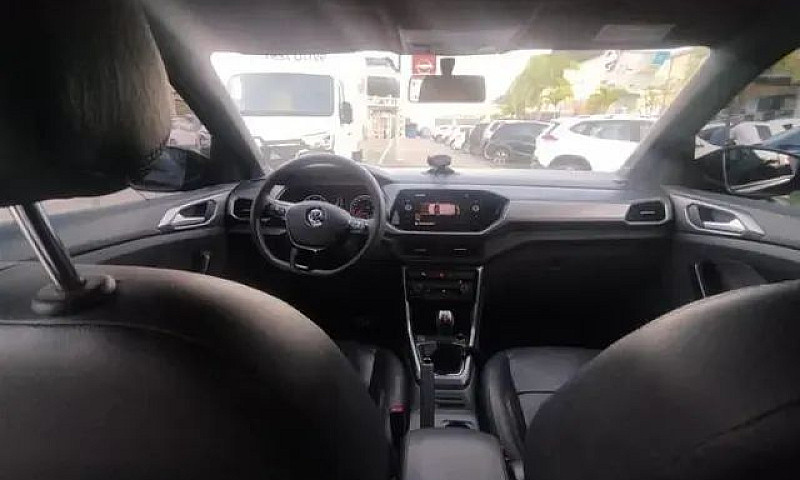 Volkswagen T-Cross C...