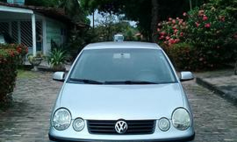 Vendo Polo 1.6...