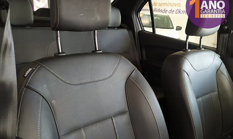 Renault Logan Iconic...