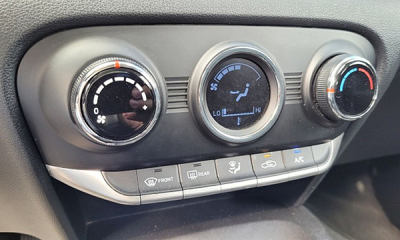 Hyundai Hb20X Evolut...