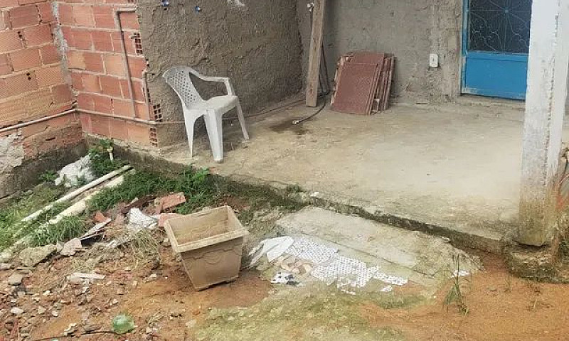 Casa Com 2 Quart Sal...