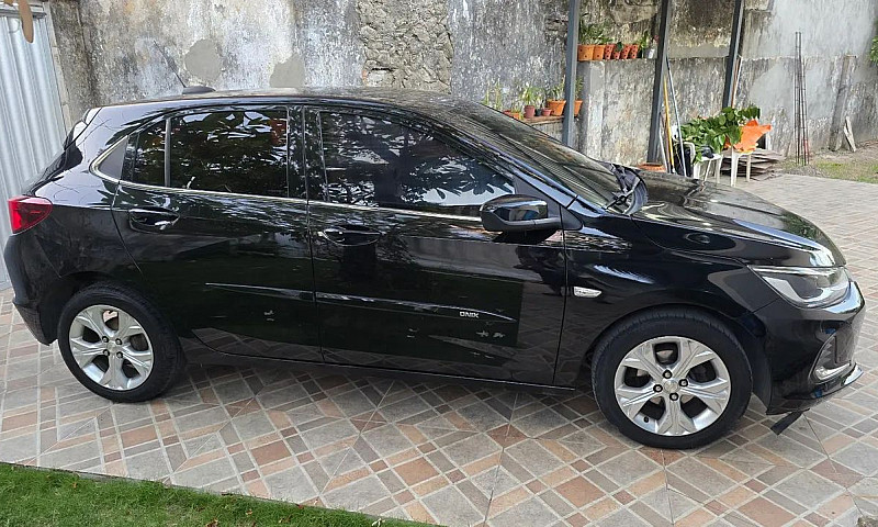 Chevrolet Onix Hatch...