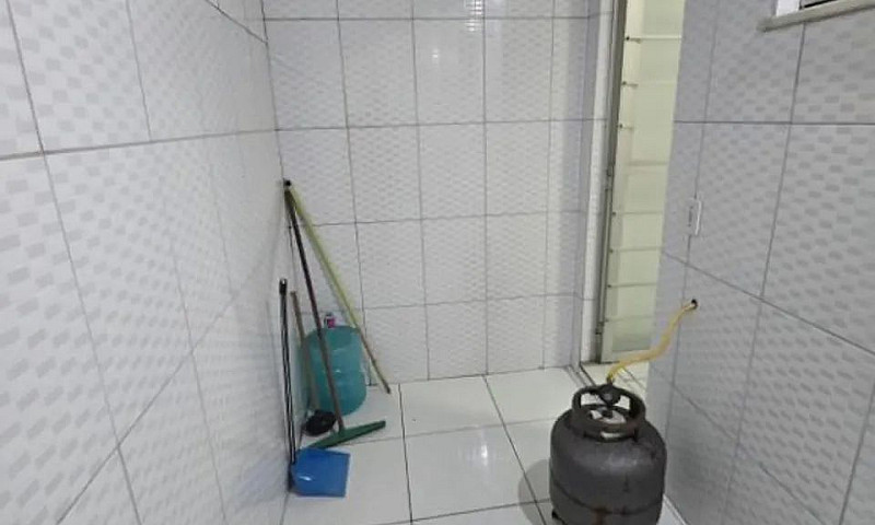 Casa Com 2 Quartos P...