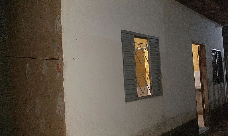 Alugo Kitnet...