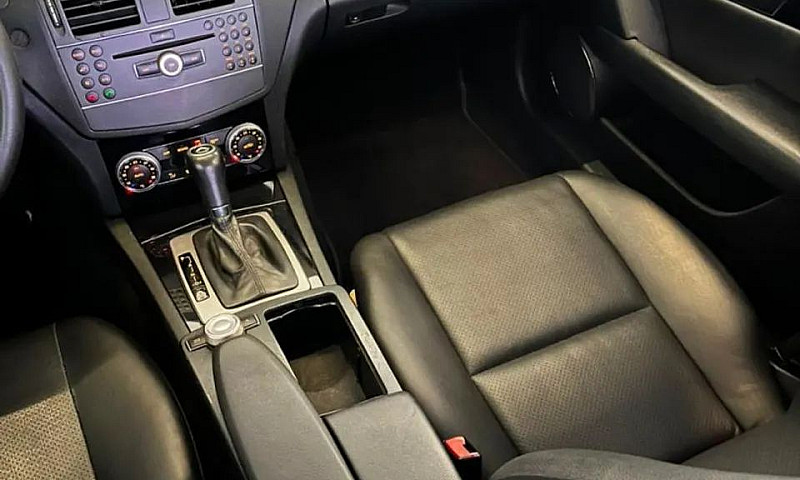 Mercedes-Benz C-180 ...