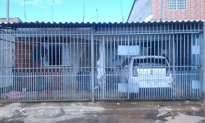 Casa Na Quadra 327 D...