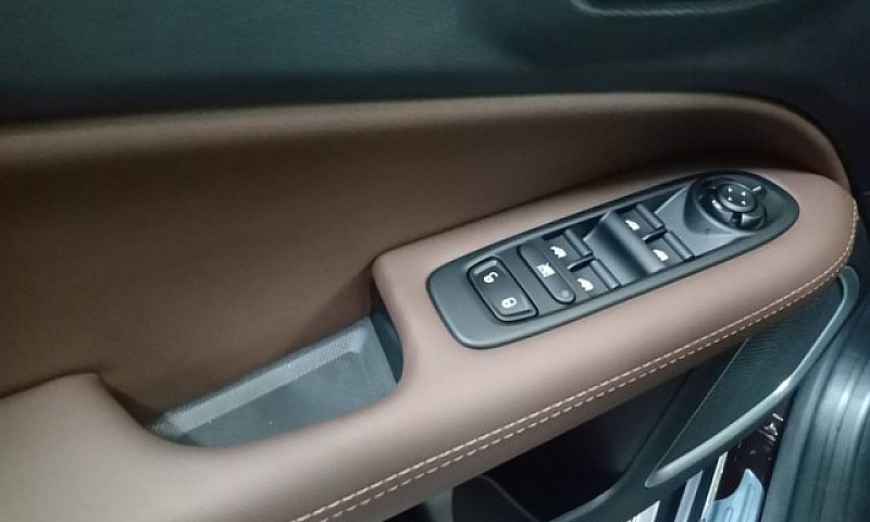 Fiat Toro Nova Volca...