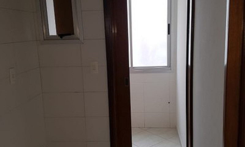 Requinte Imóveis Alu...