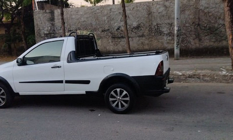 Fiat Strada   ...