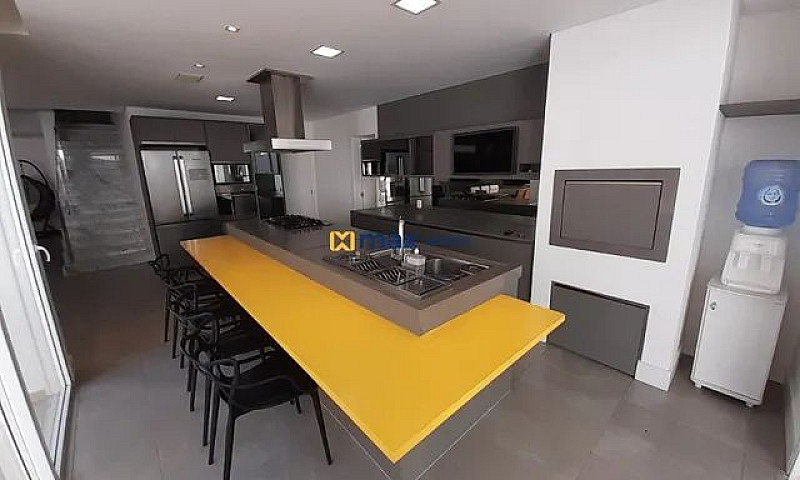 Itajaí - Casa Padrão...