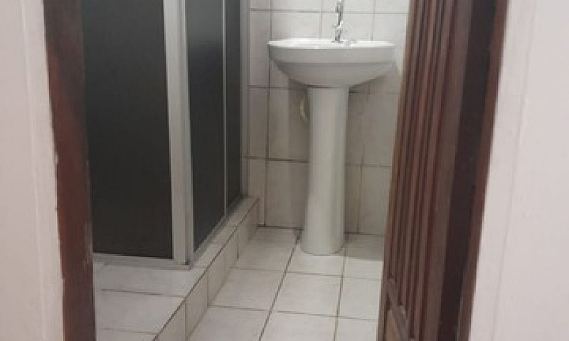 Casa Para Alugar...