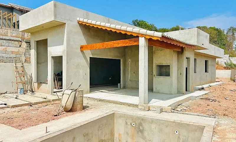 Casa Em Jundiaizinho...