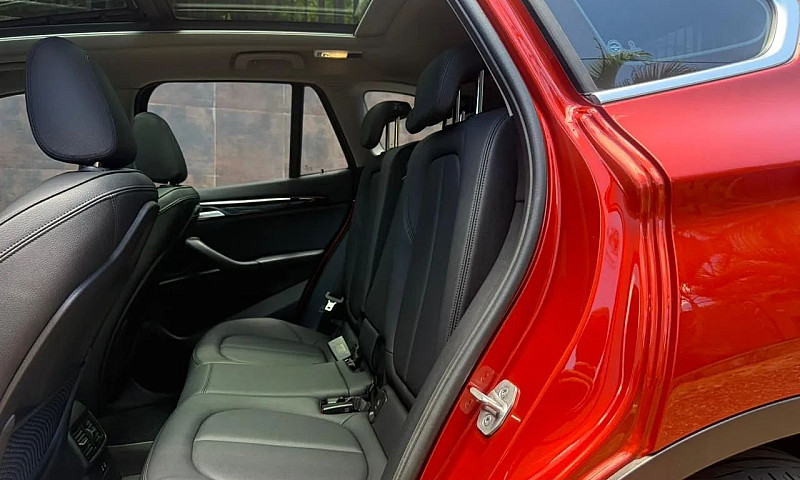 Bmw X1 Sdrive 20I X-...
