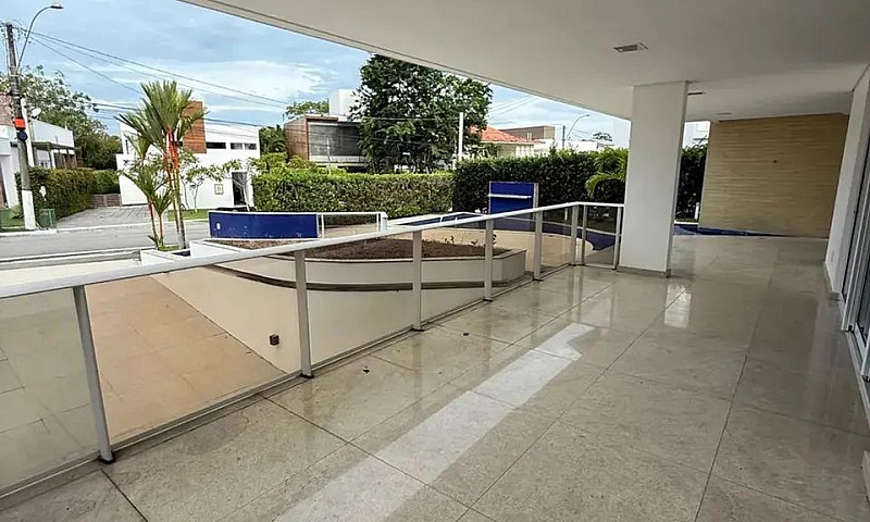 Belíssima Casa Com 4...