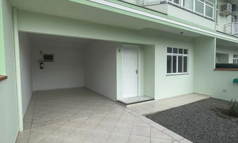 Casa Residencial Com...