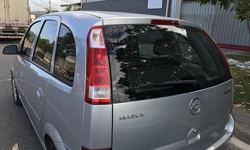 Meriva Preimum 1.8 2...