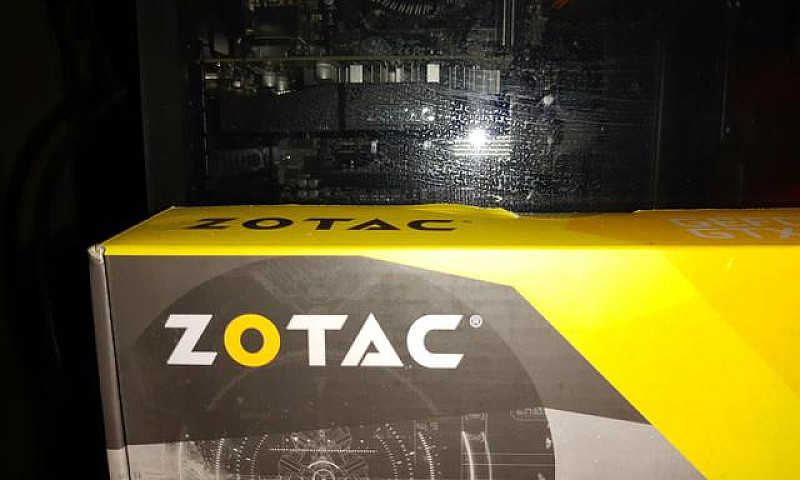 Placa De Video Zotac...