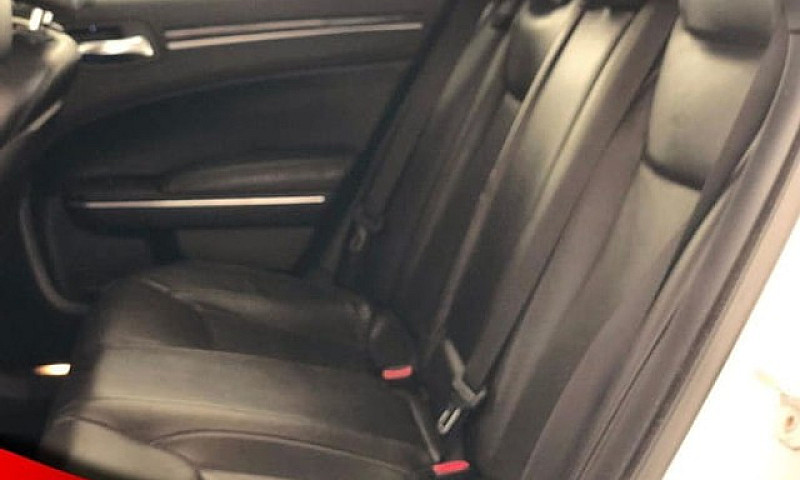 Chrysler 300C 3.6L V...