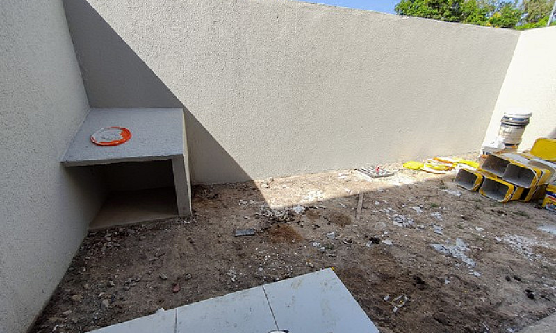 Casa 3 Quartos - Luz...