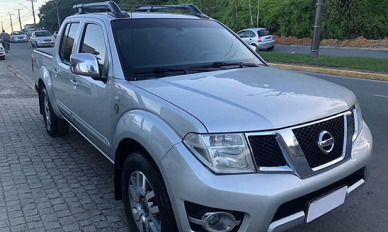 Nissan Frontier Sl 2...