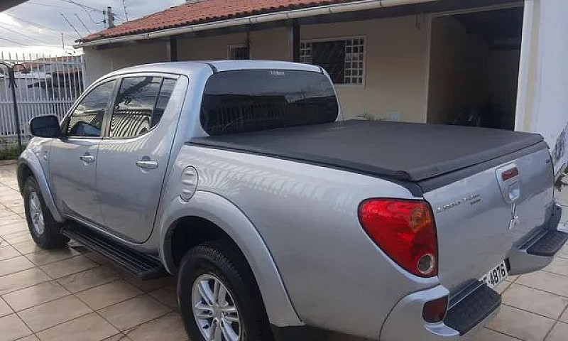 L200 Triton Hpe 2015...