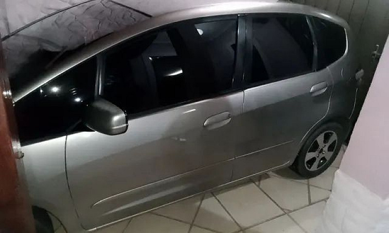 Honda Fit ...