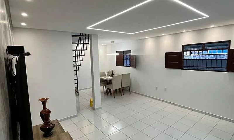Alugo Casa 4 Qtos Em...