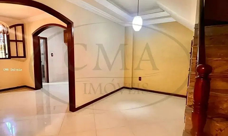 Ótima Casa À Venda N...