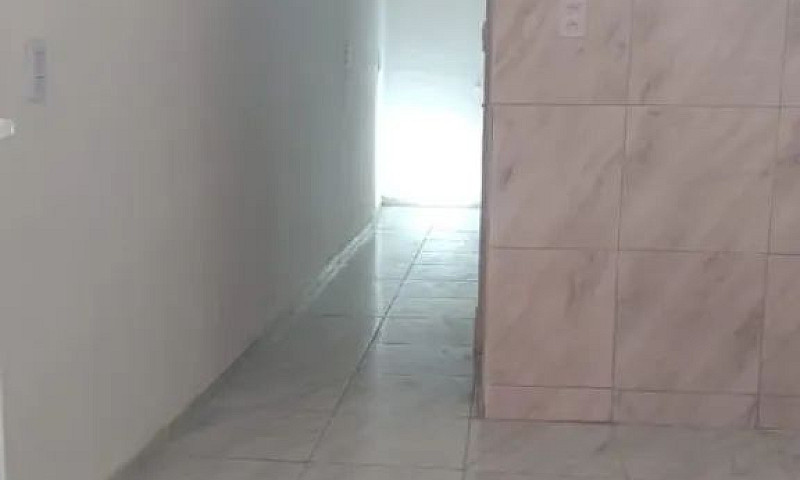 Alugo Casa Em Vila A...