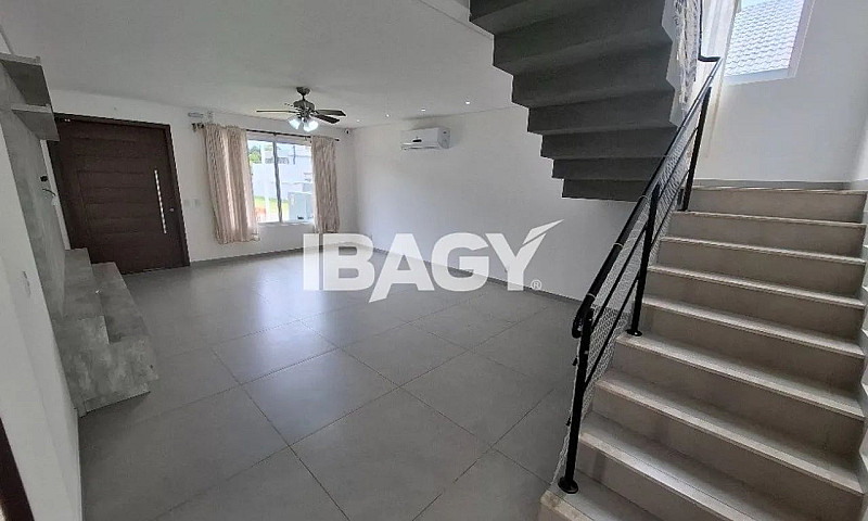 Excelente Casa Em Co...