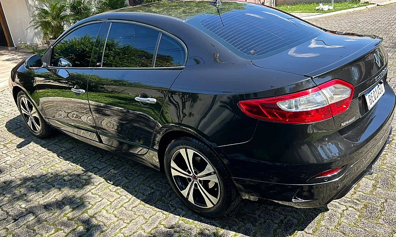 Renault Fluence Seda...