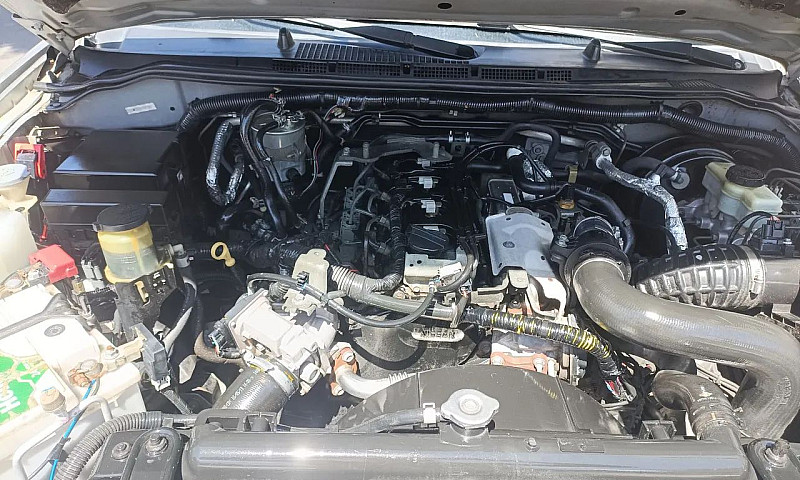 Nissan Frontier S Cd...