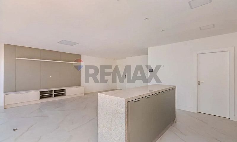 Apartamento 4 Suítes...